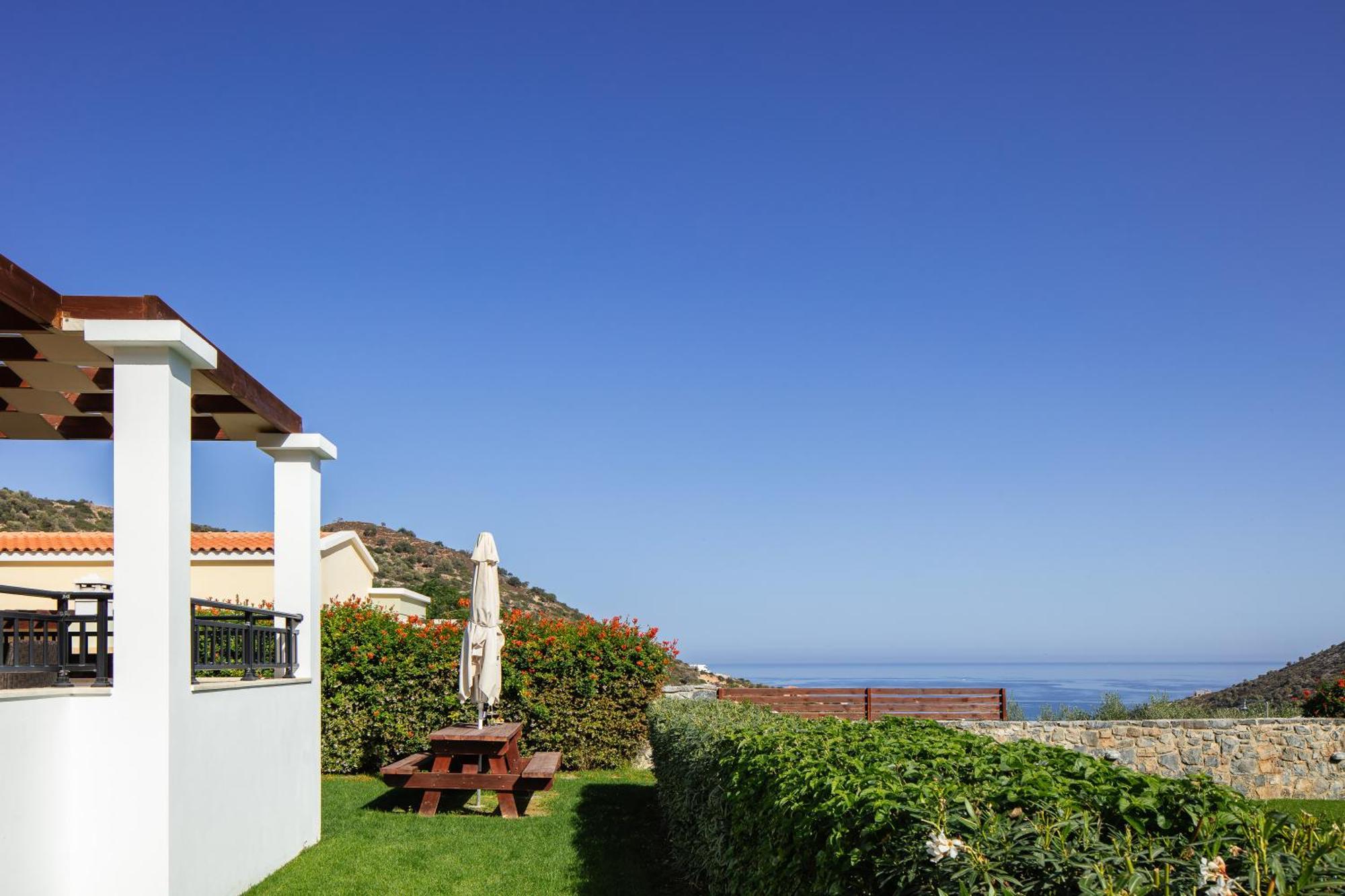 Real Dream Villas, Cretan Gems With Seaviews, By Thinkvilla Bali  エクステリア 写真