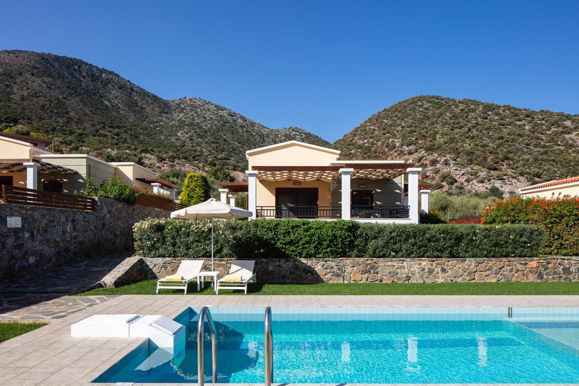 Real Dream Villas, Cretan Gems With Seaviews, By Thinkvilla Bali  エクステリア 写真