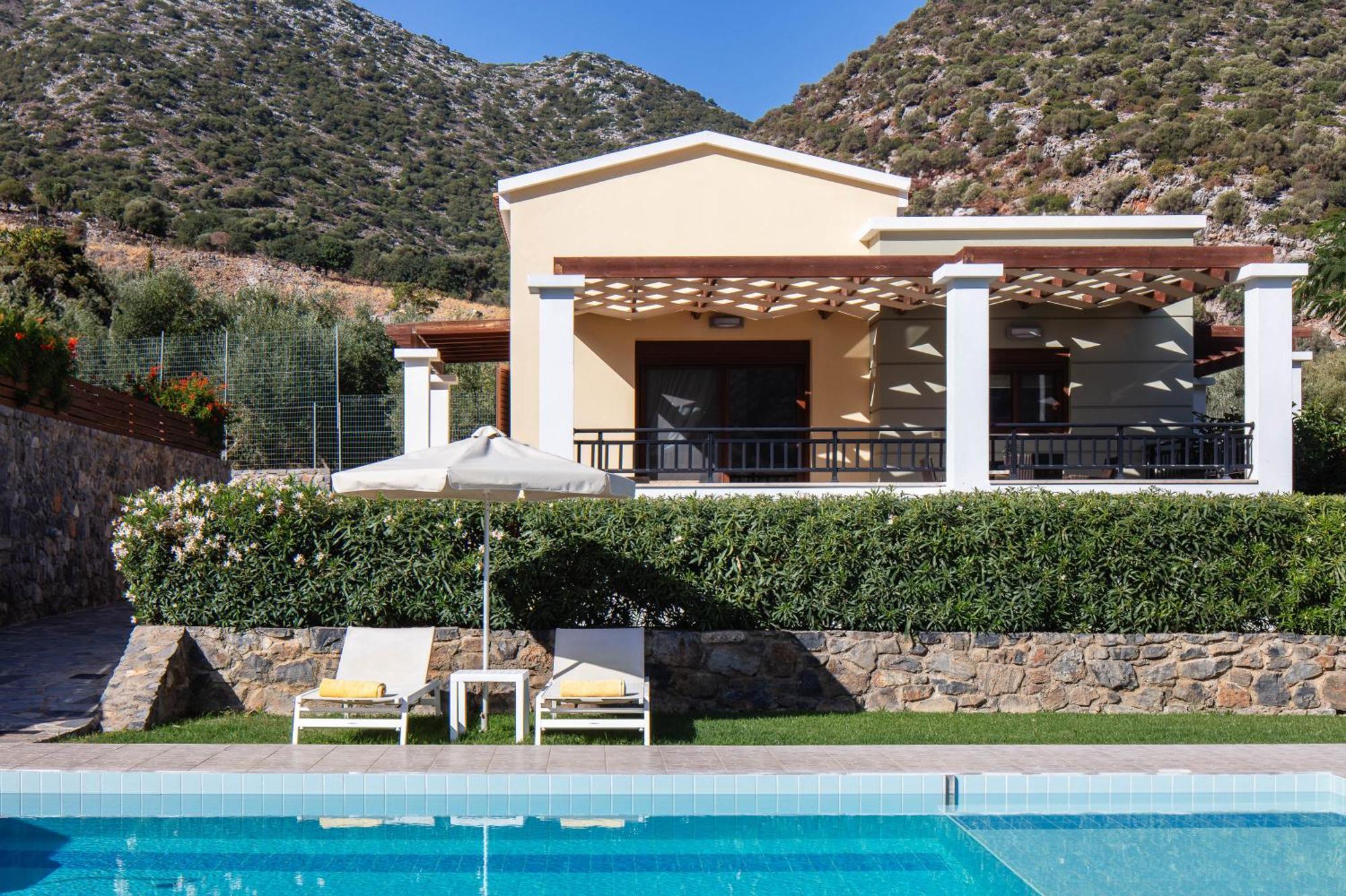 Real Dream Villas, Cretan Gems With Seaviews, By Thinkvilla Bali  エクステリア 写真