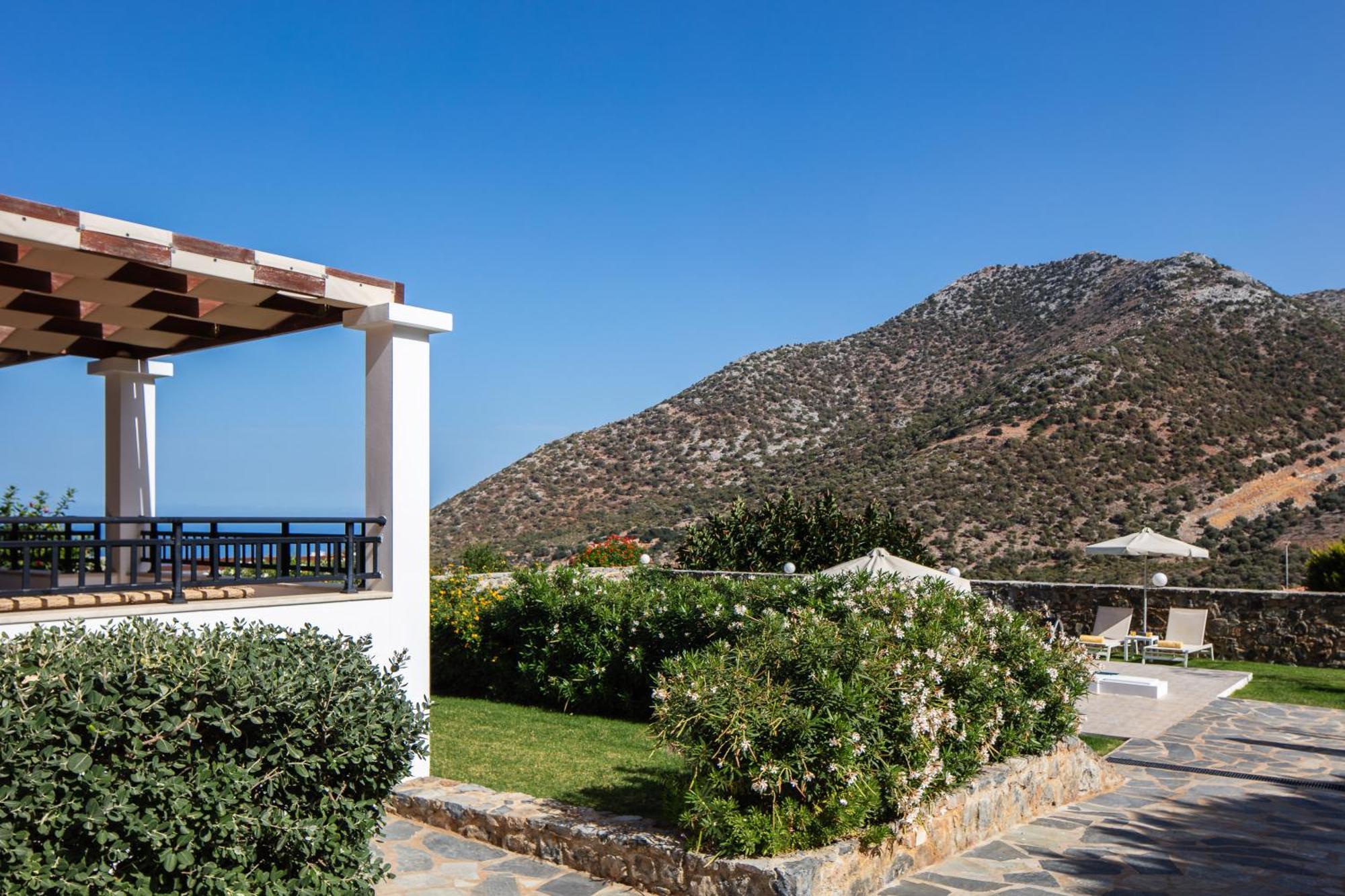 Real Dream Villas, Cretan Gems With Seaviews, By Thinkvilla Bali  エクステリア 写真
